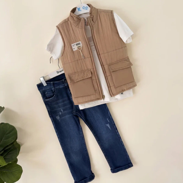Que nota conjunto niño 3 prendas chaleco camisa y pantalon jean - Imagen 4